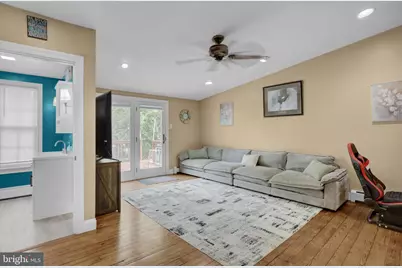 6 Perkiomen Avenue, Schwenksville, PA 19473 - Photo 15