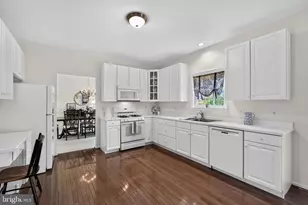 417 Forest Ln, North Wales, PA 19454 - Photo 9