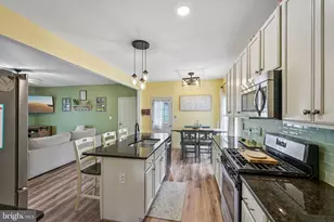2041 Sunnyvale Dr, Pennsburg, PA 18073 - Photo 11