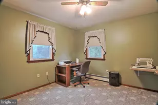 1274 Doris Dr, Pottstown, PA 19464 - Photo 15