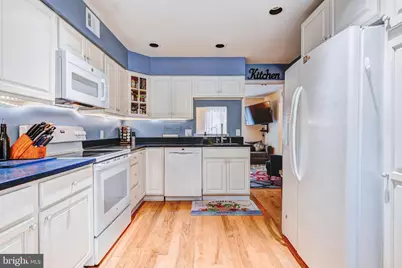 114 Pinecrest Lane, King of Prussia, PA 19406 - Photo 7