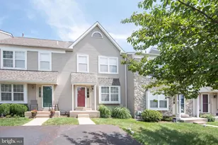 652 Longwood Rd, Collegeville, PA 19426 - Photo 1