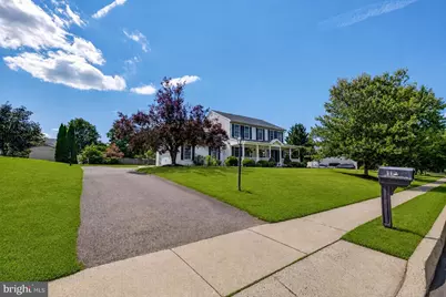 114 Laura Lane, Royersford, PA 19468 - Photo 5