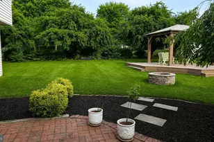 406 Bow Ln, Gilbertsville, PA 19525 - Photo 3