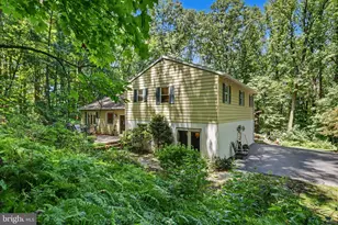 1040 Soffa Rd, East Greenville, PA 18041 - Photo 3