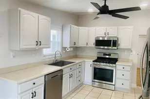 120 W 3rd St, Bridgeport, PA 19405 - Photo 3