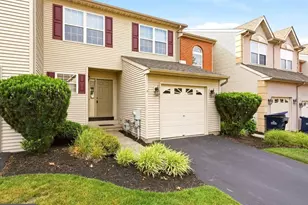 362 Hamilton Dr, Harleysville, PA 19438 - Photo 1