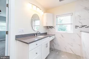 402 N Layfield Rd, Perkiomenville, PA 18074 - Photo 23