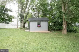 54 Burnside Ave, Norristown, PA 19403 - Photo 37