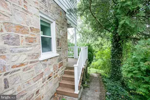54 Burnside Ave, Norristown, PA 19403 - Photo 9
