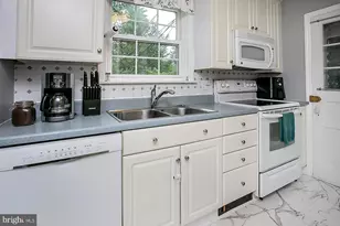54 Burnside Ave, Norristown, PA 19403 - Photo 17