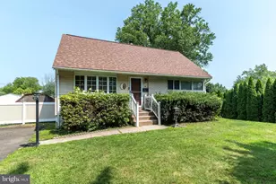 51 St Dunstans Rd, Hatboro, PA 19040 - Photo 1