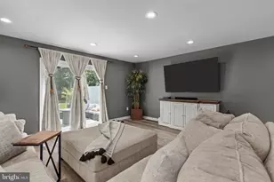 513 Arbutus Ave, Horsham, PA 19044 - Photo 11