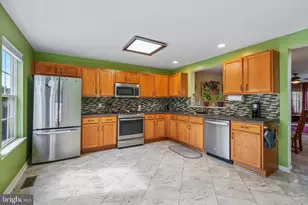 74 Hunt Club Dr, Collegeville, PA 19426 - Photo 11