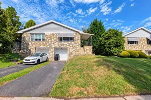 126 Oakland Ave, Lansdale, PA 19446 - Photo 1