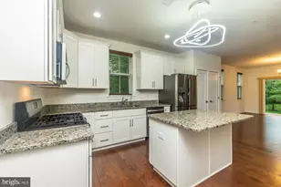 401 Wynstone Ct, Colmar, PA 18915 - Photo 7