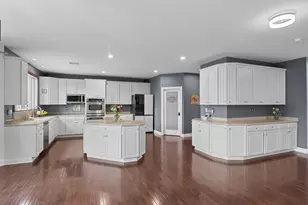 535 Championship Dr, Harleysville, PA 19438 - Photo 17