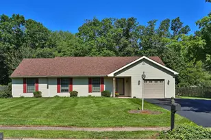 2001 Foster Rd, Hatfield, PA 19440 - Photo 1