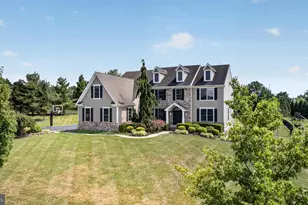 200 Fairway Ct, Harleysville, PA 19438 - Photo 3