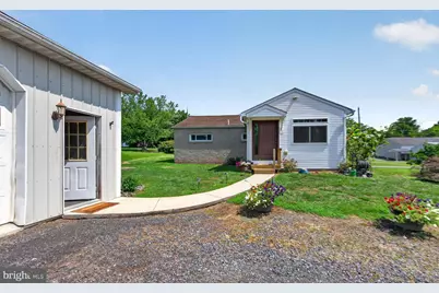 667 Constitution Avenue, Pottstown, PA 19464 - Photo 5