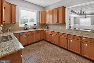 2242 Chandler Ln, Schwenksville, PA 19473 - Photo 55
