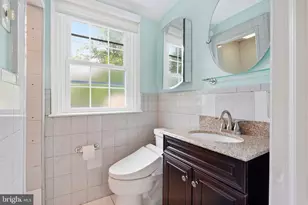 606 Latham Dr, Wynnewood, PA 19096 - Photo 15