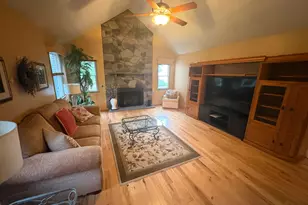 2195 Martin Dr, Gilbertsville, PA 19525 - Photo 5