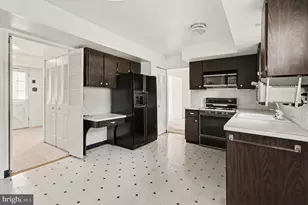 811 Wright Dr, Ambler, PA 19002 - Photo 11