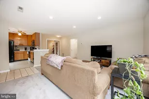 2409 Foxmeadow Cir, Royersford, PA 19468 - Photo 5