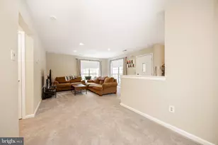 2409 Foxmeadow Cir, Royersford, PA 19468 - Photo 9