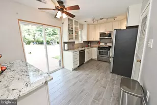 106 Stephanie Ln, Collegeville, PA 19426 - Photo 3