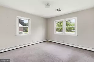 7 W Cherry Ln, Royersford, PA 19468 - Photo 11