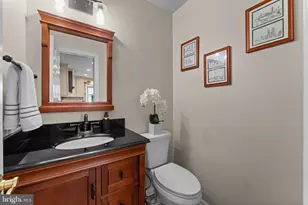 237 Georgetowne Ct, Royersford, PA 19468 - Photo 17