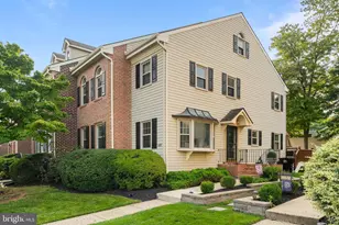 237 Georgetowne Ct, Royersford, PA 19468 - Photo 1