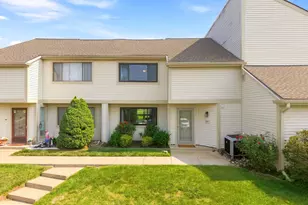 301 Bunker Hill Rd, Harleysville, PA 19438 - Photo 1