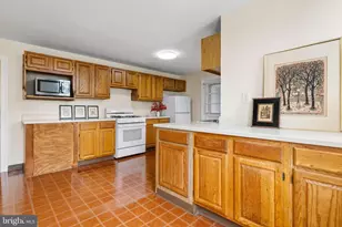 900 Valley Rd, Elkins Park, PA 19027 - Photo 19