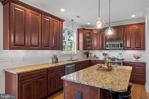 521 Dewar Dr, Telford, PA 18969 - Photo 15