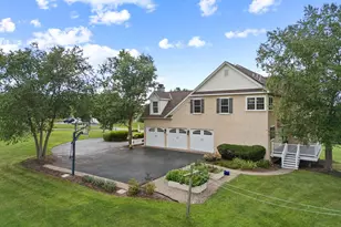 521 Dewar Dr, Telford, PA 18969 - Photo 43
