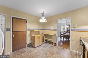 510 Sardaro Ln, Norristown, PA 19401 - Photo 17
