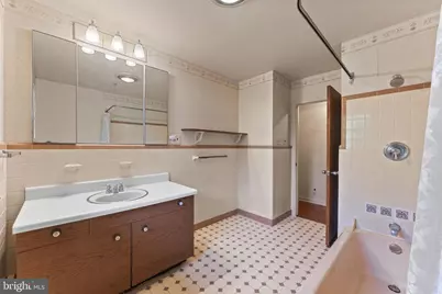 510 Sardaro Lane, Norristown, PA 19401 - Photo 23