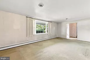231 Tally Ho Dr, Ambler, PA 19002 - Photo 5