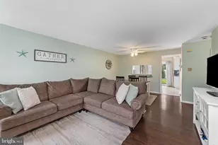 53 Bark Hollow Ln, Horsham, PA 19044 - Photo 3