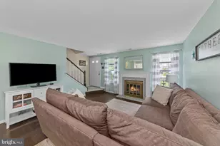 53 Bark Hollow Ln, Horsham, PA 19044 - Photo 5