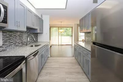 1001 City Avenue #E-405, Wynnewood, PA 19096 - Photo 5