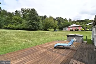1066 Manatawny St, Pottstown, PA 19464 - Photo 31