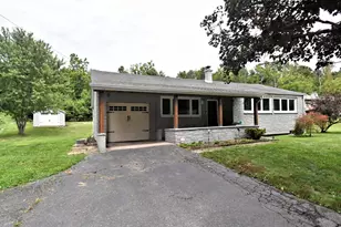 1066 Manatawny St, Pottstown, PA 19464 - Photo 3