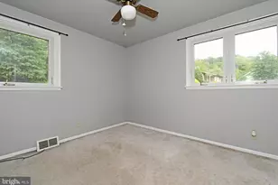 1066 Manatawny St, Pottstown, PA 19464 - Photo 15