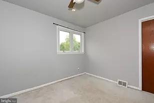 1066 Manatawny St, Pottstown, PA 19464 - Photo 17