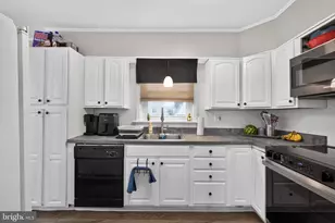 131 Penn St, Lansdale, PA 19446 - Photo 9