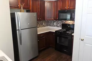 2034 Berkeley Dr, Pennsburg, PA 18073 - Photo 9
